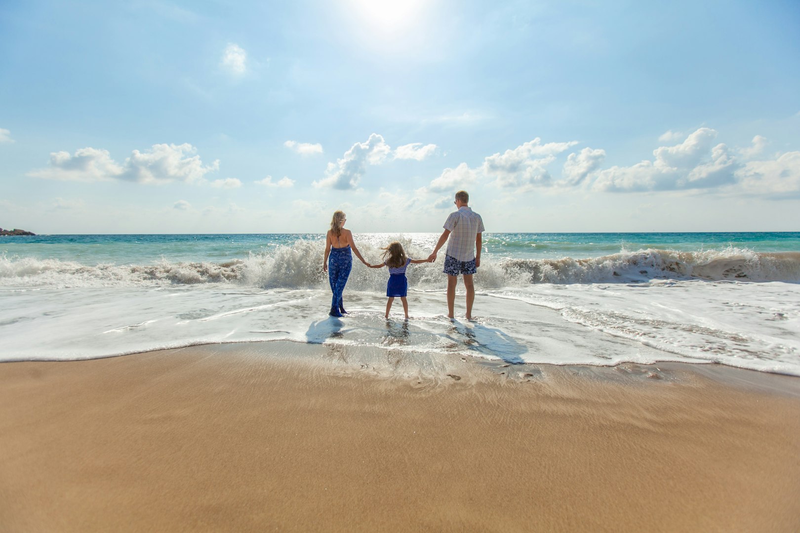 Familj på strand
